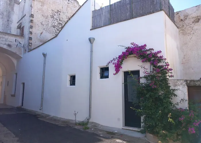 Casa A Corte Nel Centro Storico 펜션